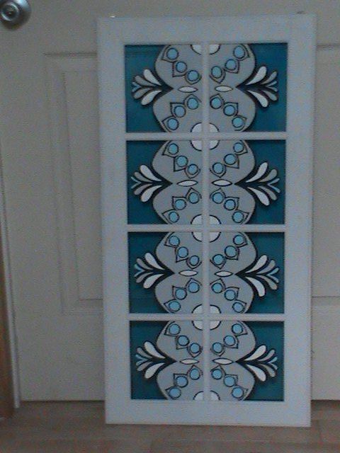 porta de armrio de cozinha reaproveitada em arte de parede texturizada