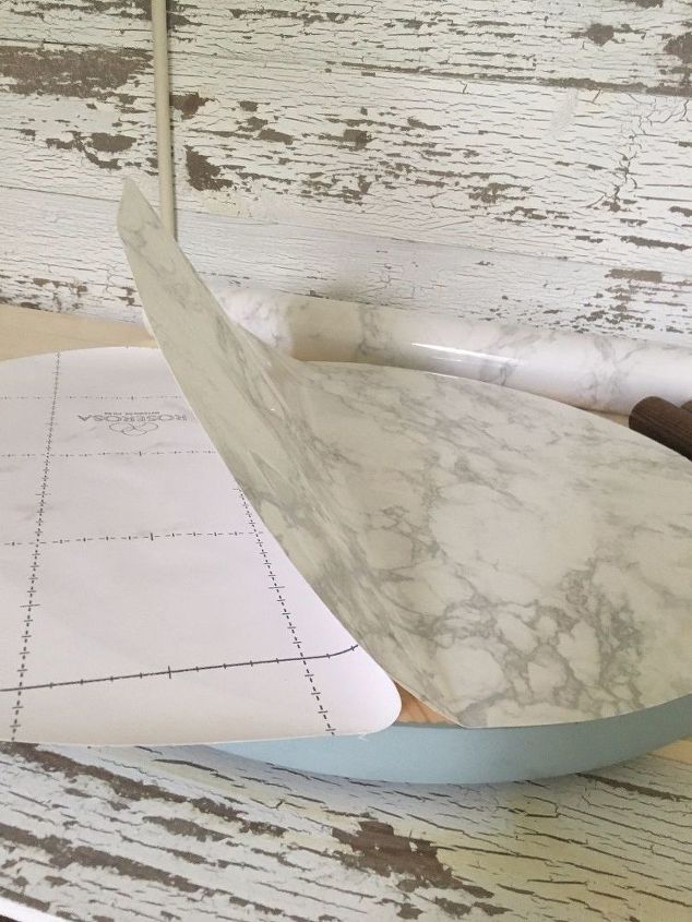 mesa de 3 patas easy peasy faux marble top