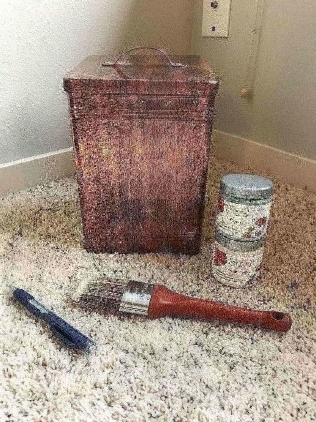 caja de t pintada