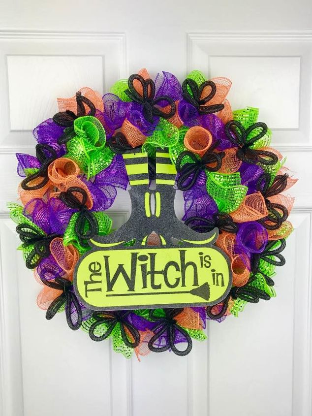 How To Make A Diy Halloween Wreath Amazing Hometalk