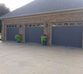 make your neighbors jealous and transform your garage door with paint
