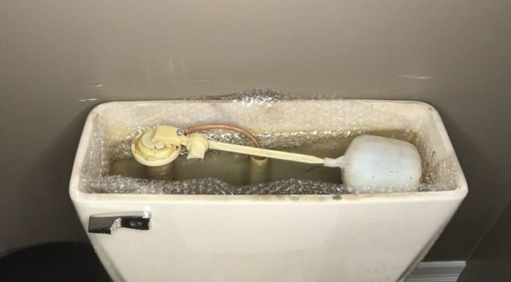 5 hacks to use bubble wrap around the house