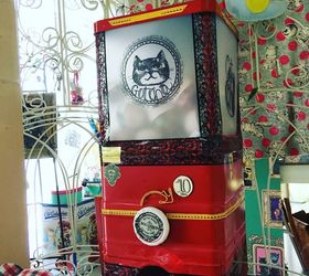 junk steel boxes turned into toy vending machine