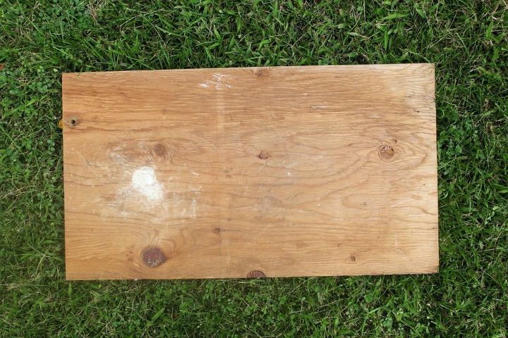 distressed wood sign diy tutorial