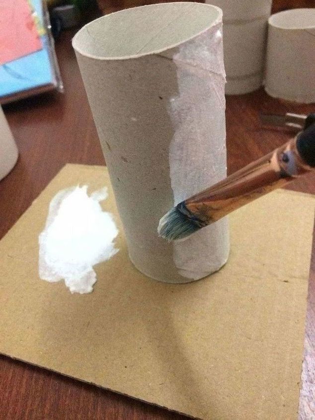 desk organizer from toilet paper rolls