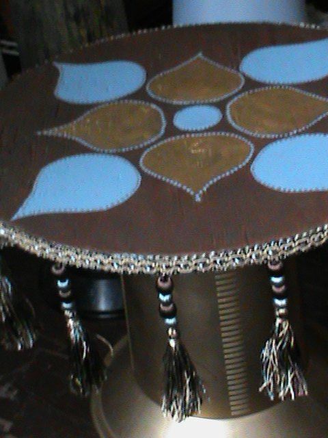 mesa auxiliar inspirada en el estilo boho marroqu