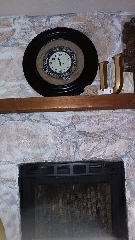 a burlap clock for the mantle, Close Pic of Clock