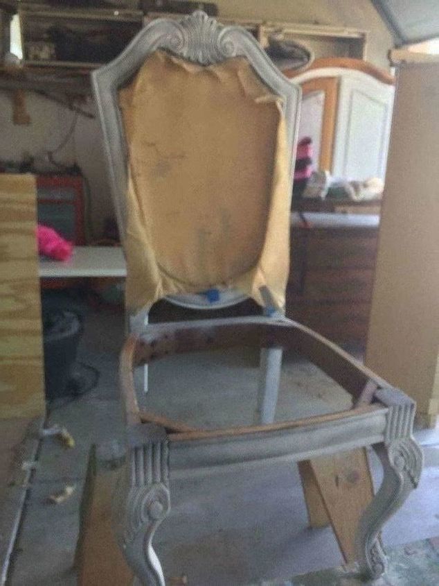 pesadilla de mesa y silla