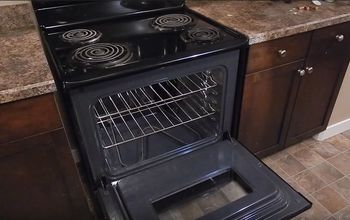 HOW TO CLEAN YOUR OVEN WITH BAKING SODA & VINEGAR!