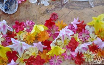  Cansado de coroas? Aqui estão 11 maneiras bonitas de decorar com flores artificiais.