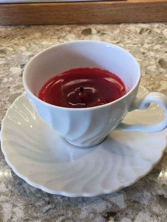recycle candle in a tea cup