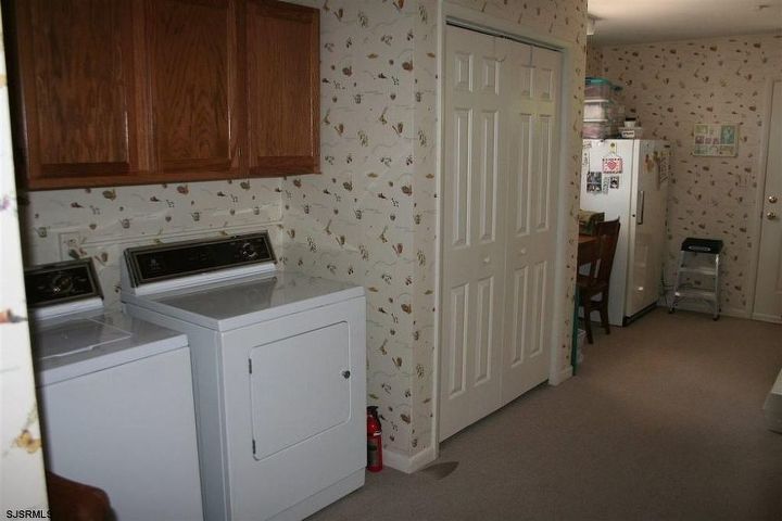 laundry room rearrangement, The laundry area as it was originally