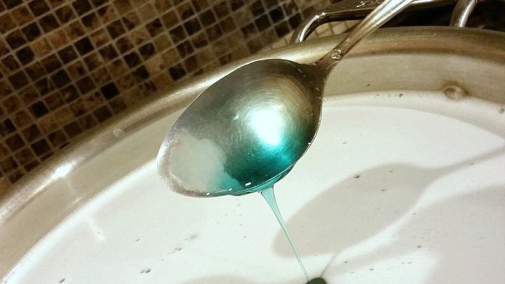 no rub magic diy cleaner degreaser for your kitchen hood, Ready for the blue magic