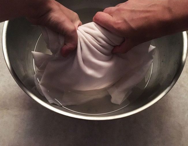 s 3 lovely ways to decorate those plain tea towels you have