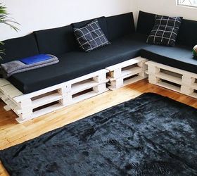 making the cutest diy pallet couch