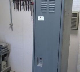 how to update upcycle a metal locker, A great find