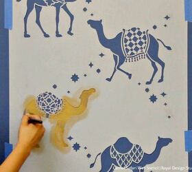 s 3 awesome stencil projects, How to Stencil Metallic Moroccan Camel Wallpa