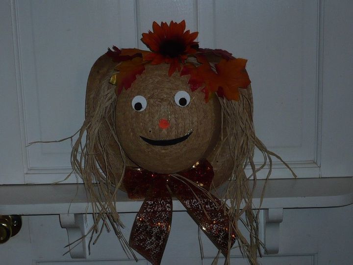 fall door wreath scarecrow hat