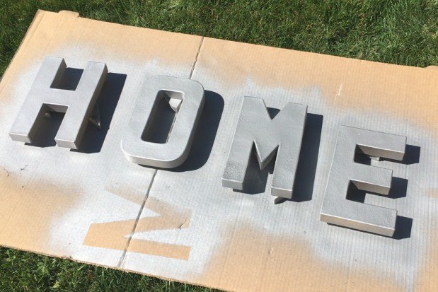 diy faux galvanized patina letters using acrylic paint