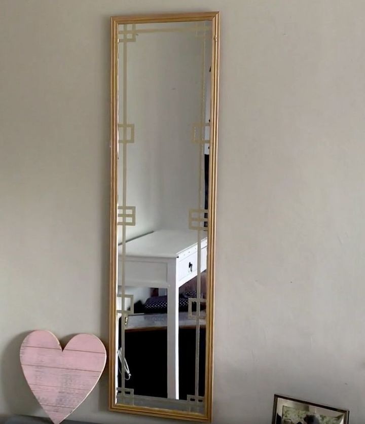 espelho espelho na parede quem a mais bela de todas