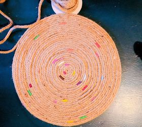 how to easily create beautiful jute placemats and chargers