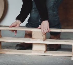 How To Make A Simple Diy Pallet Sofa Chair From Recycled Wood