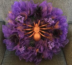 Halloween spider wreath