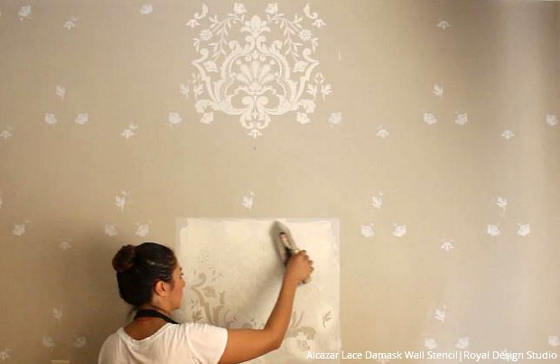 how to stencil a beautifully embossed wall with joint compound