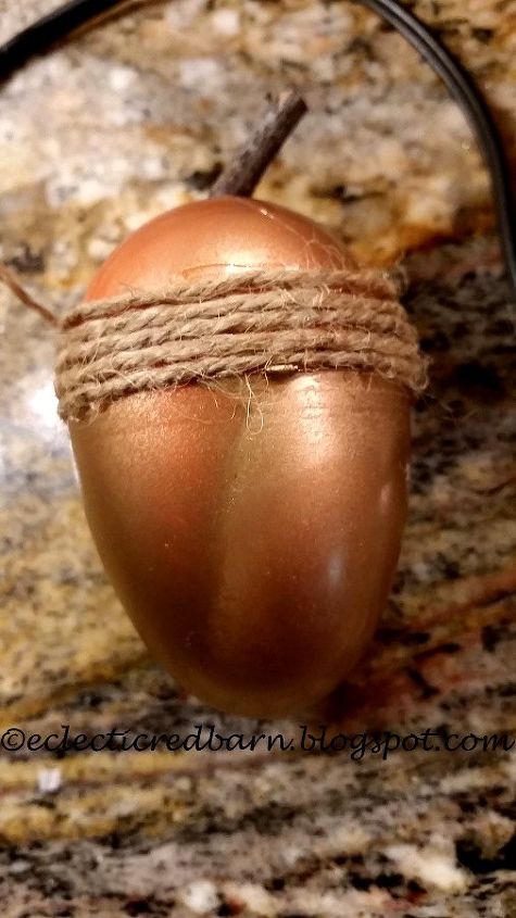 os ovos de pscoa de plstico podem se tornar decoraes de outono olha o que eu fiz