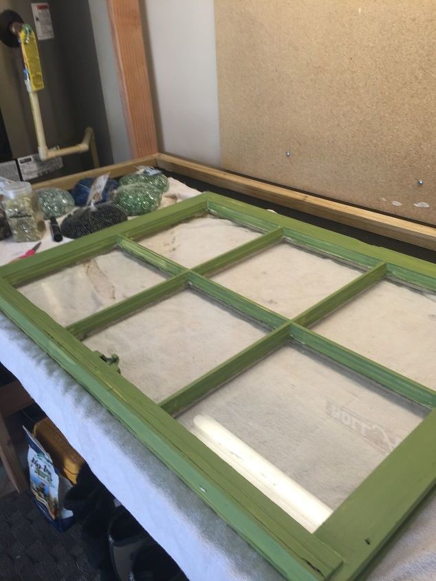 3 maneiras legais de controlar o ver atravs da sua janela, Como fazer um mosaico de m rmore em uma moldura de janela antiga