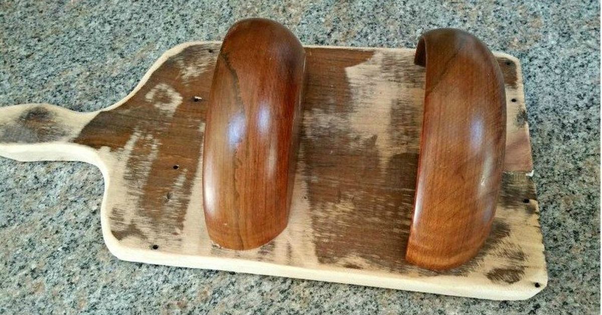 Transform Old Cutting Boards Into These 12 Nifty Items 