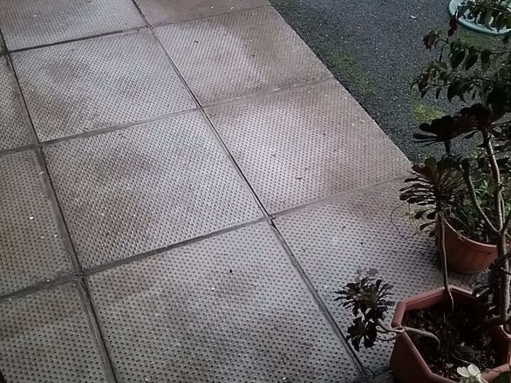 q what is the best way to clean a patio made up of concrete slabs