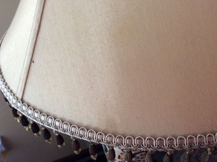 How to Clean a Silk Lampshade