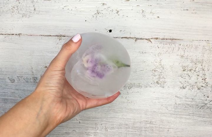 3 hermosos proyectos que puedes hacer con globos, Bolas de hielo florales