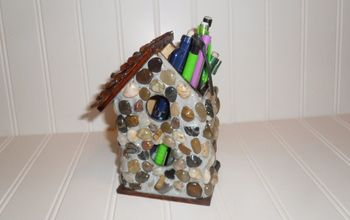 Birdhouse Pen Storage