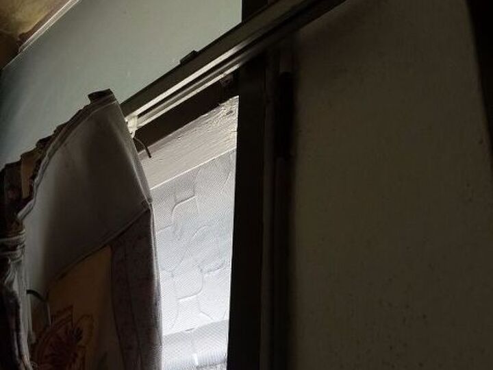 q what things that i can replace it so that the curtain won t fell