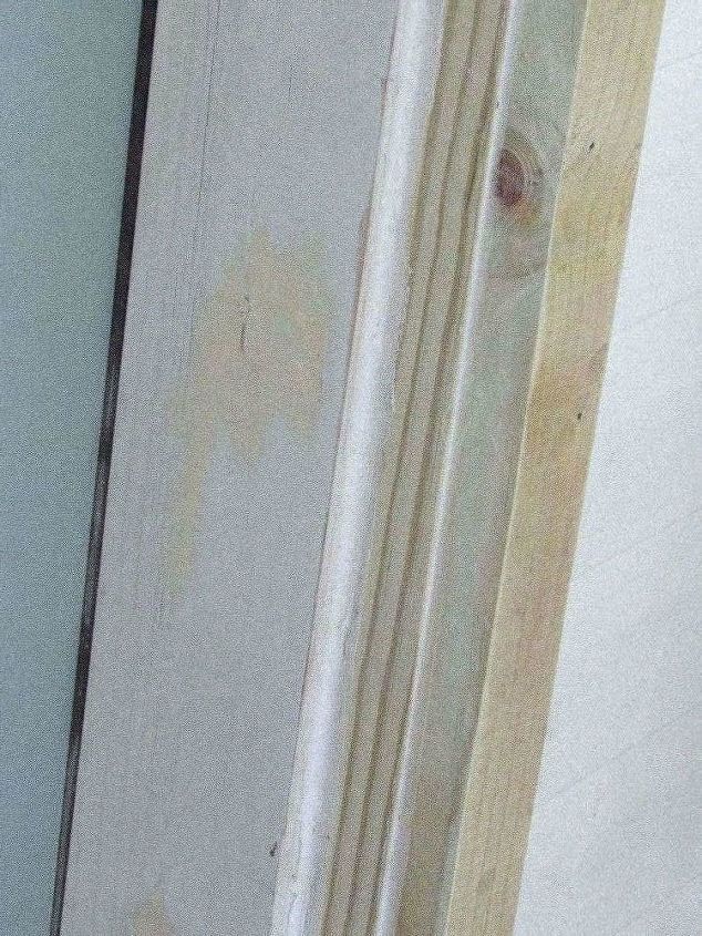 puerta mosquitera de madera resistente
