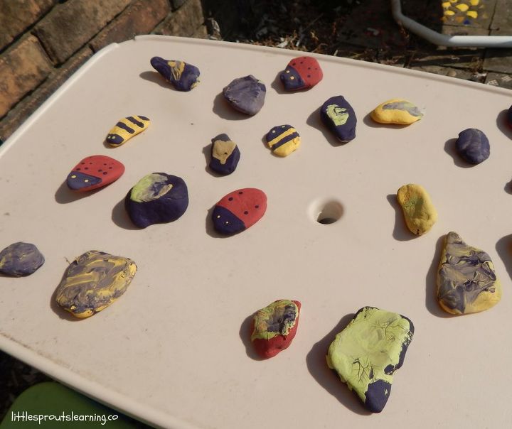 creativo con las rocas pintadas