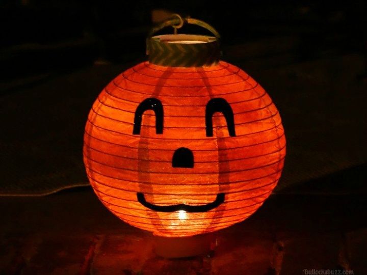 diy halloween pumpkin lanterns upcycled crafts
