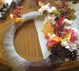 autumn wreath, Starting to look like a wreath