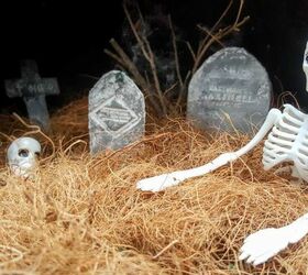 a not so scary miniature graveyard