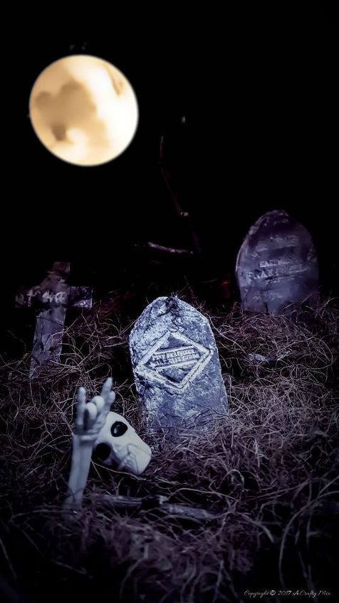 a not so scary miniature graveyard
