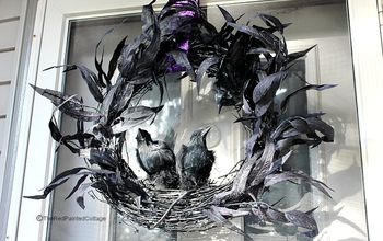 DIY Scary Ravens Wreath for Halloween