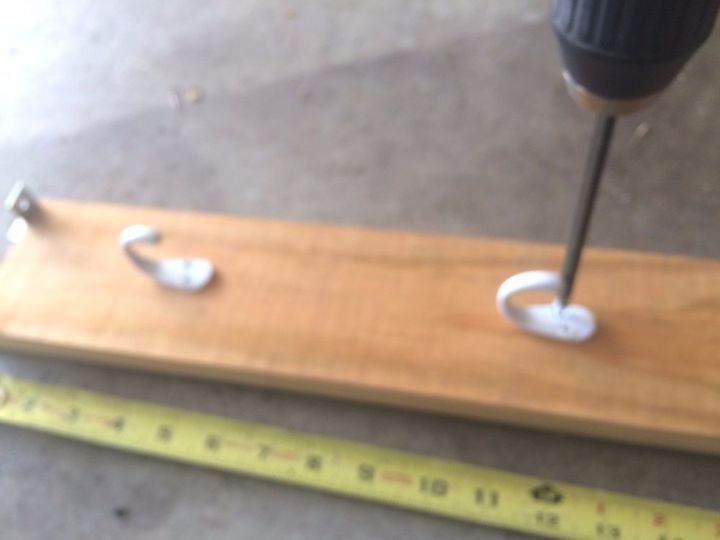 how i keep the falling leaves off my patio chair cushions