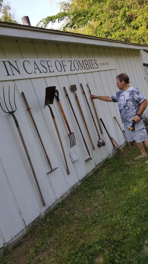 em caso de zombis ou trabalho de jardinagem
