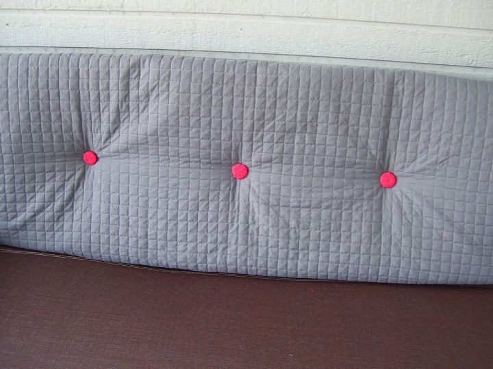 he hecho un sof con una cuna plegable