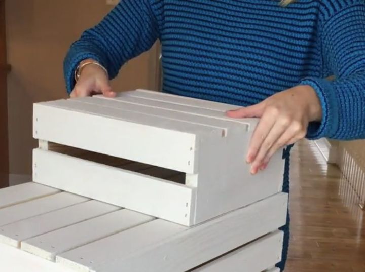 paso a paso convierte las cajas en las piezas perfectas para tu hogar, Paso 4 Colocar en la parte superior de la caja m s grande