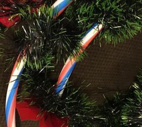 hula hoop christmas wreath, Just keep weaving and pushing it together