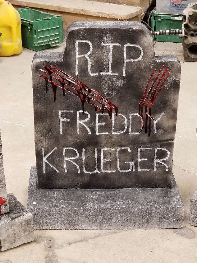 How to Create an Eerie Halloween Tombstone