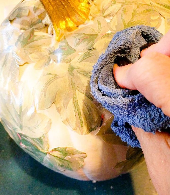 how to make a beautiful decoupage painted pumpkin